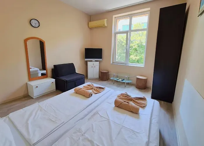 Mateo Center Apartment