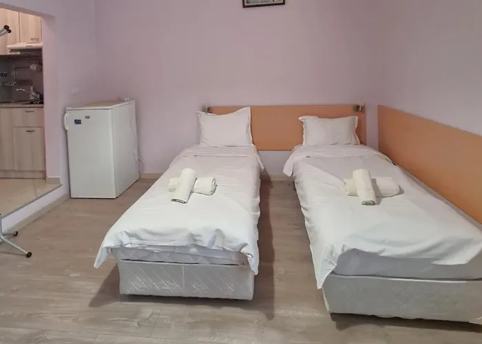 Mateo Center Apartment